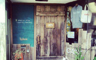 Cafe typhoon