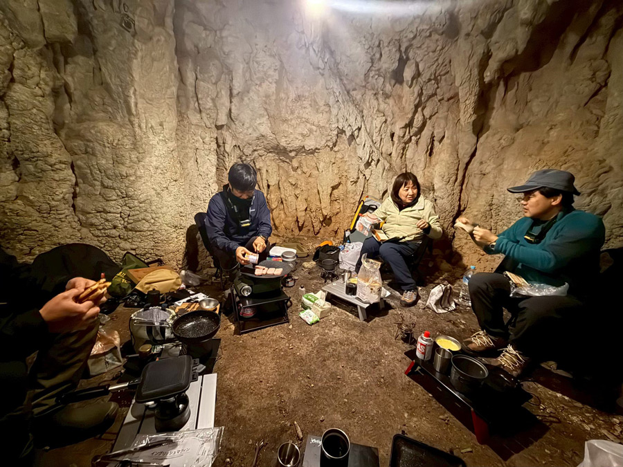 ���A�L�����v